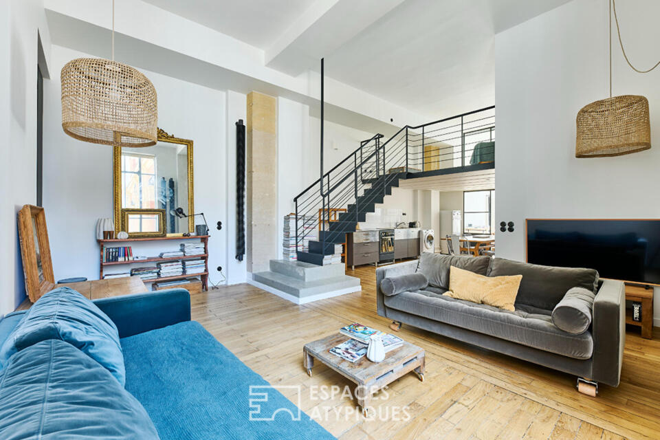Loft lumineux aux volumes rares au coeur de la rue Martel.