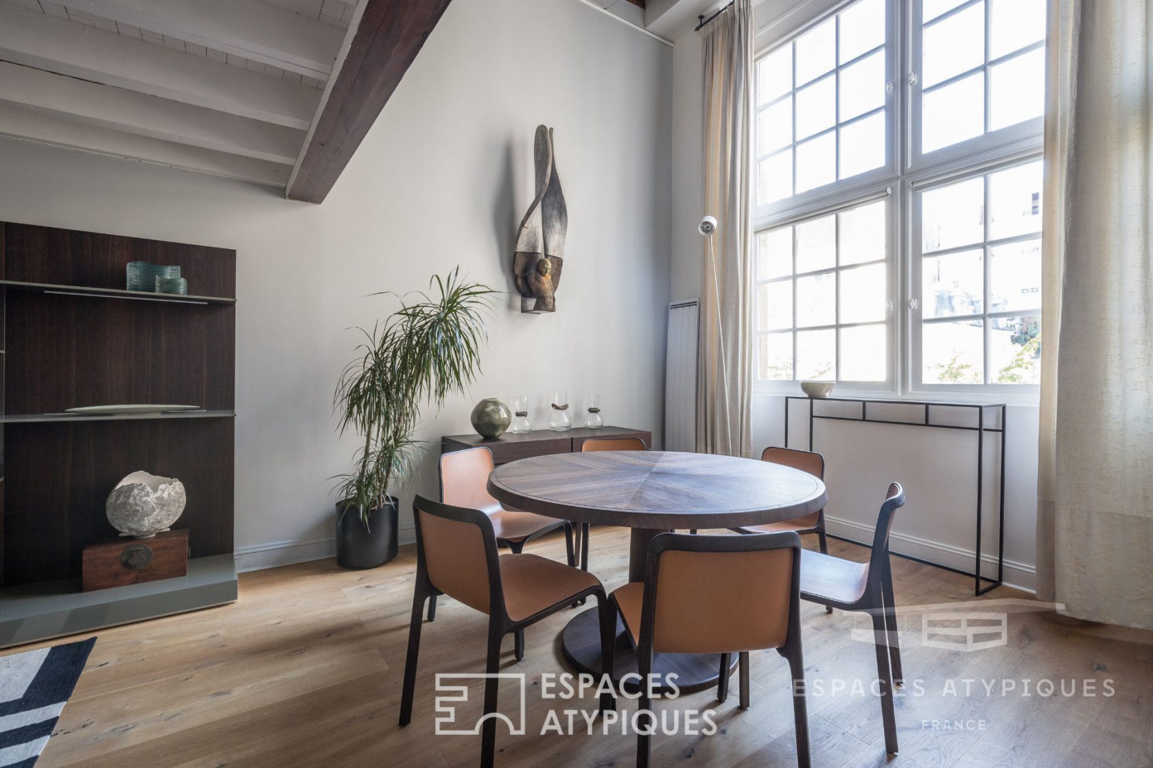 Duplex dans un Hôtel Particulier du Marais