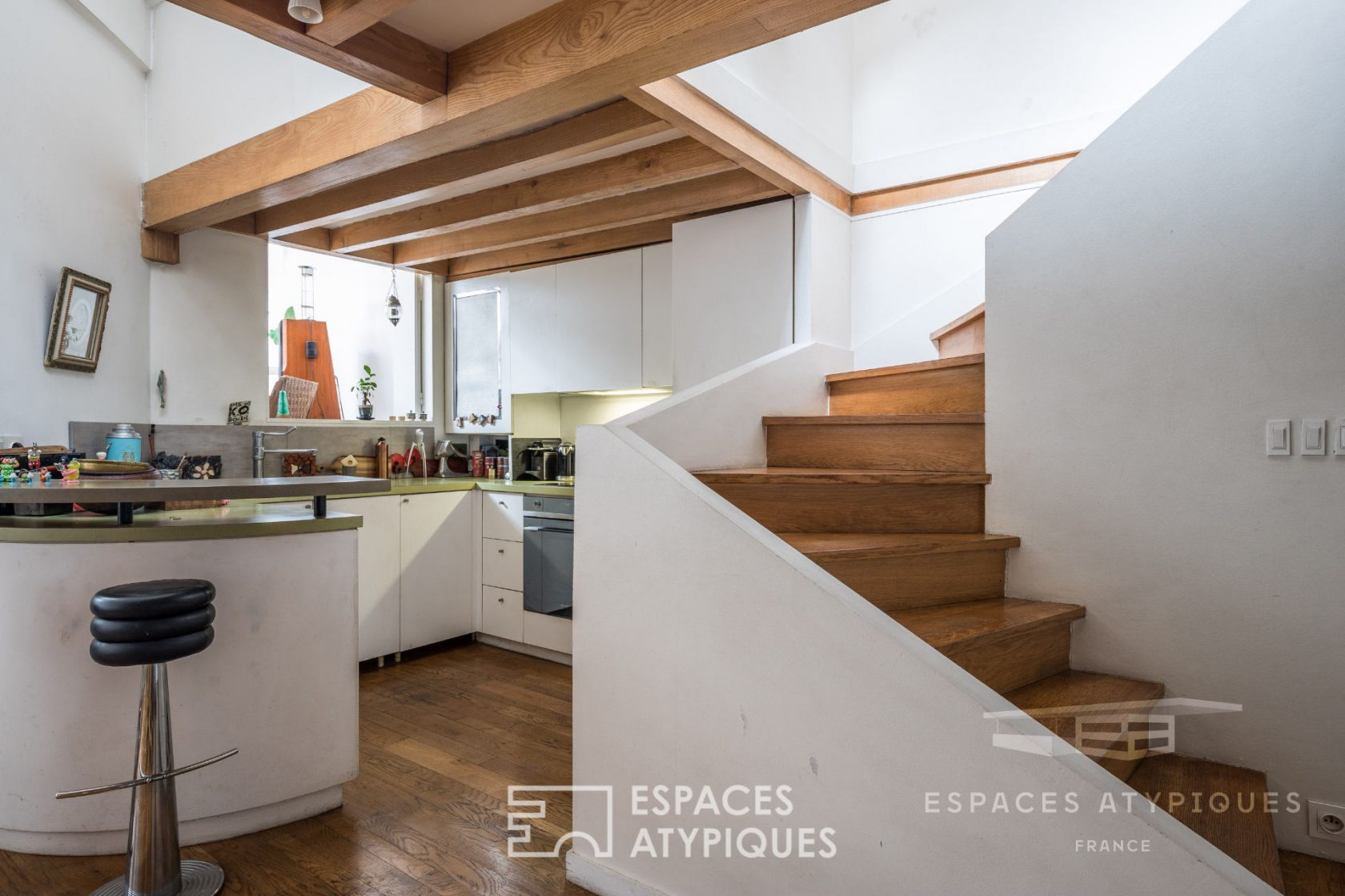 Duplex top floor in old carpentry workshop