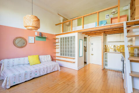 Studio avec mezzanine au coeur de Belleville