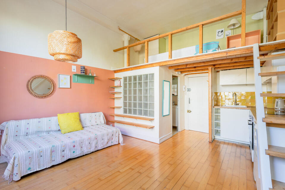 Studio avec mezzanine au coeur de Belleville