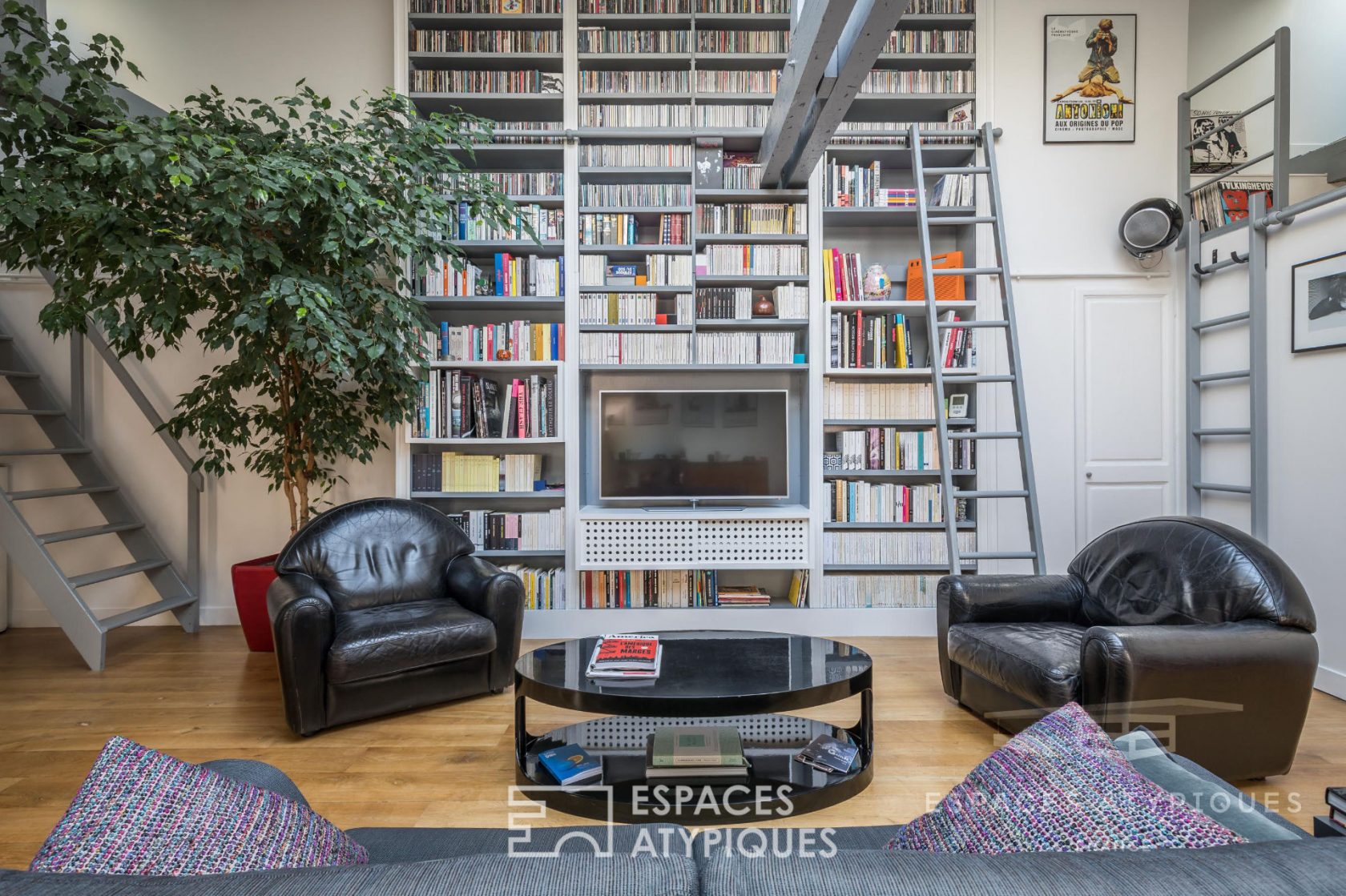 Loft en dernier étage avec verrière