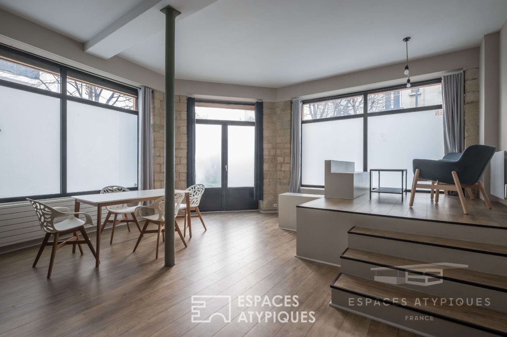 Loft in former bistro