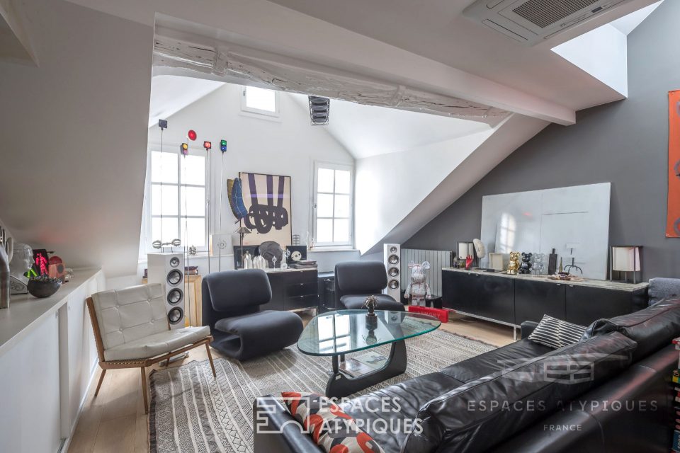 75003 PARIS - Duplex en dernier étage avec terrasse - Réf. 2074EP