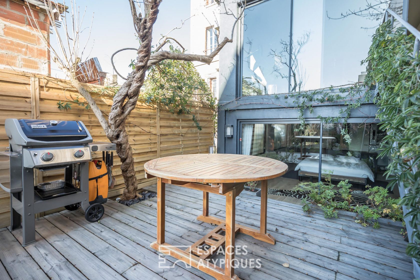 Townhouse with garden