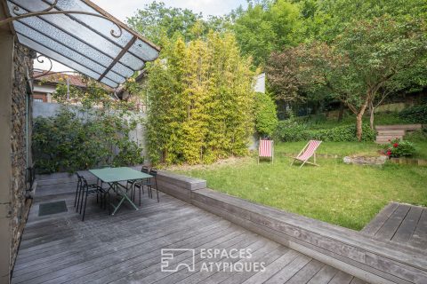 Maison en meulière art déco avec jardin