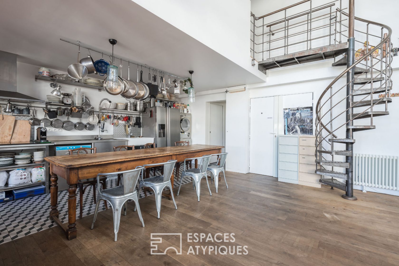 Loft industriel aux volumes hors normes