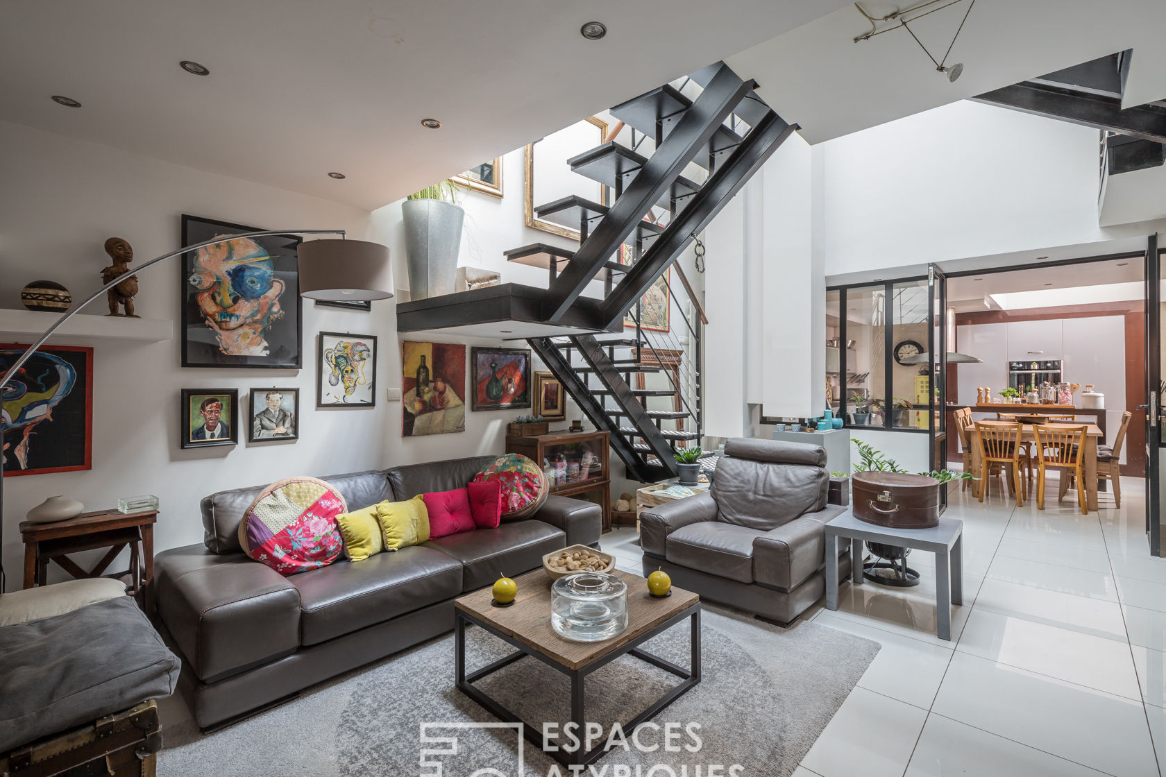 Triplex loft with terraces