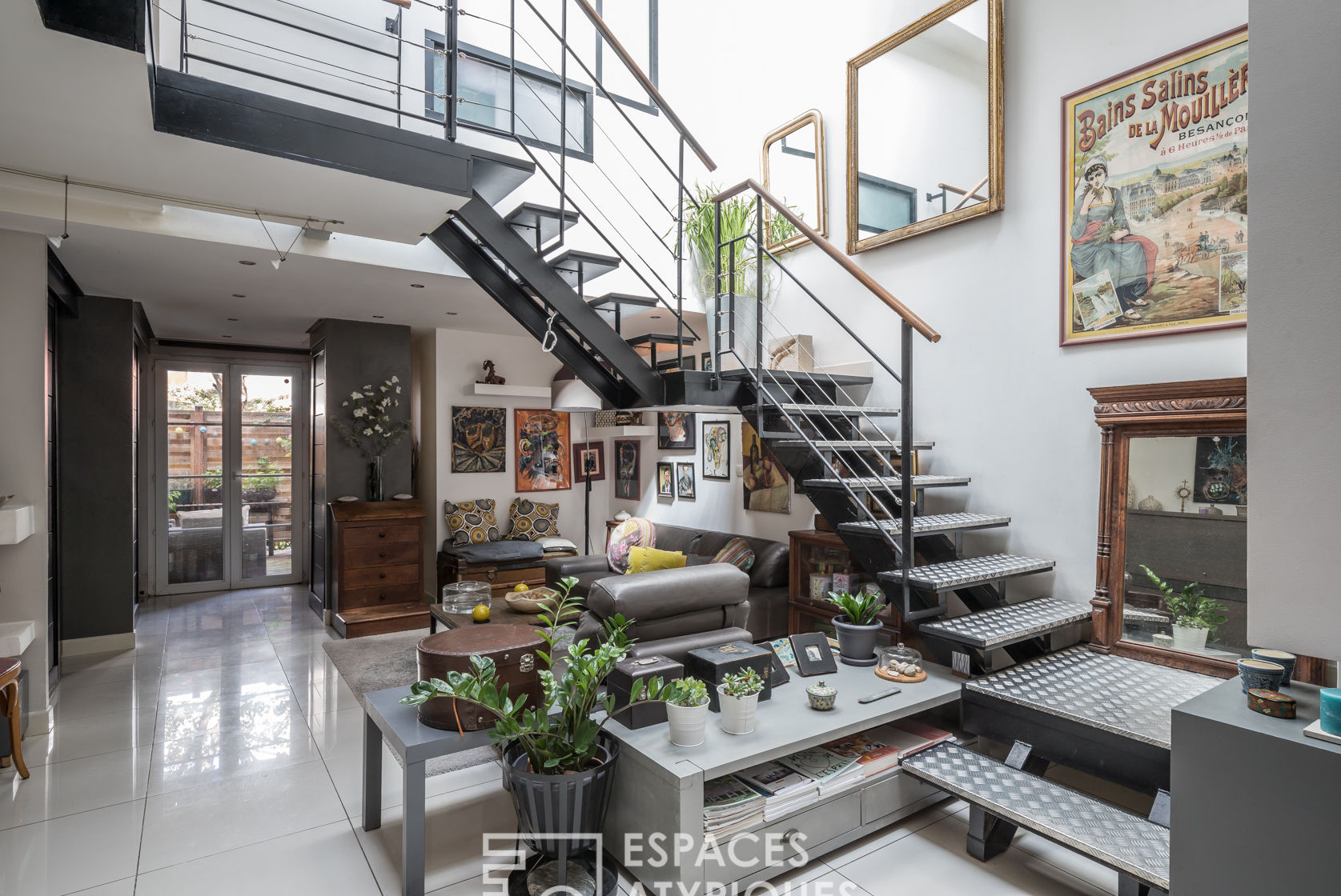 Triplex loft with terraces