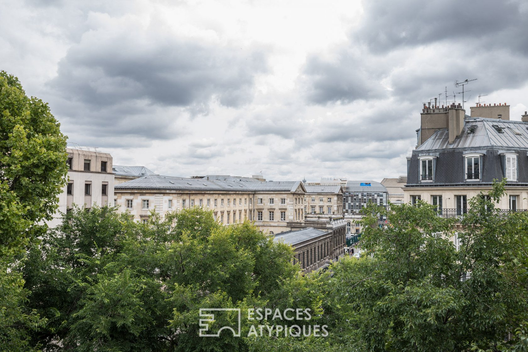 Appartement Paris 4 pièce(s) 79 m2