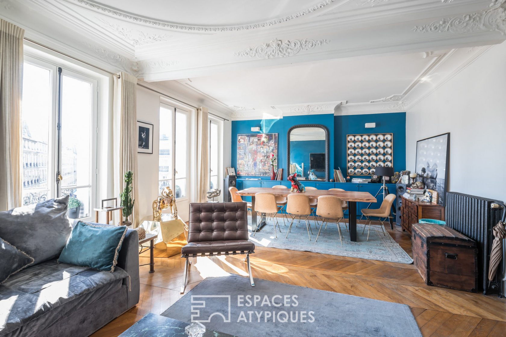 Appartement contemporain avec vue