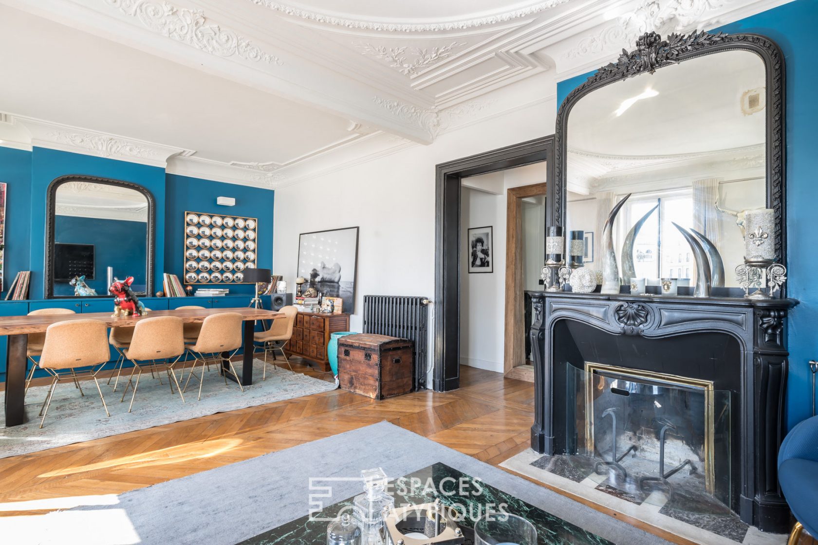 Appartement contemporain avec vue