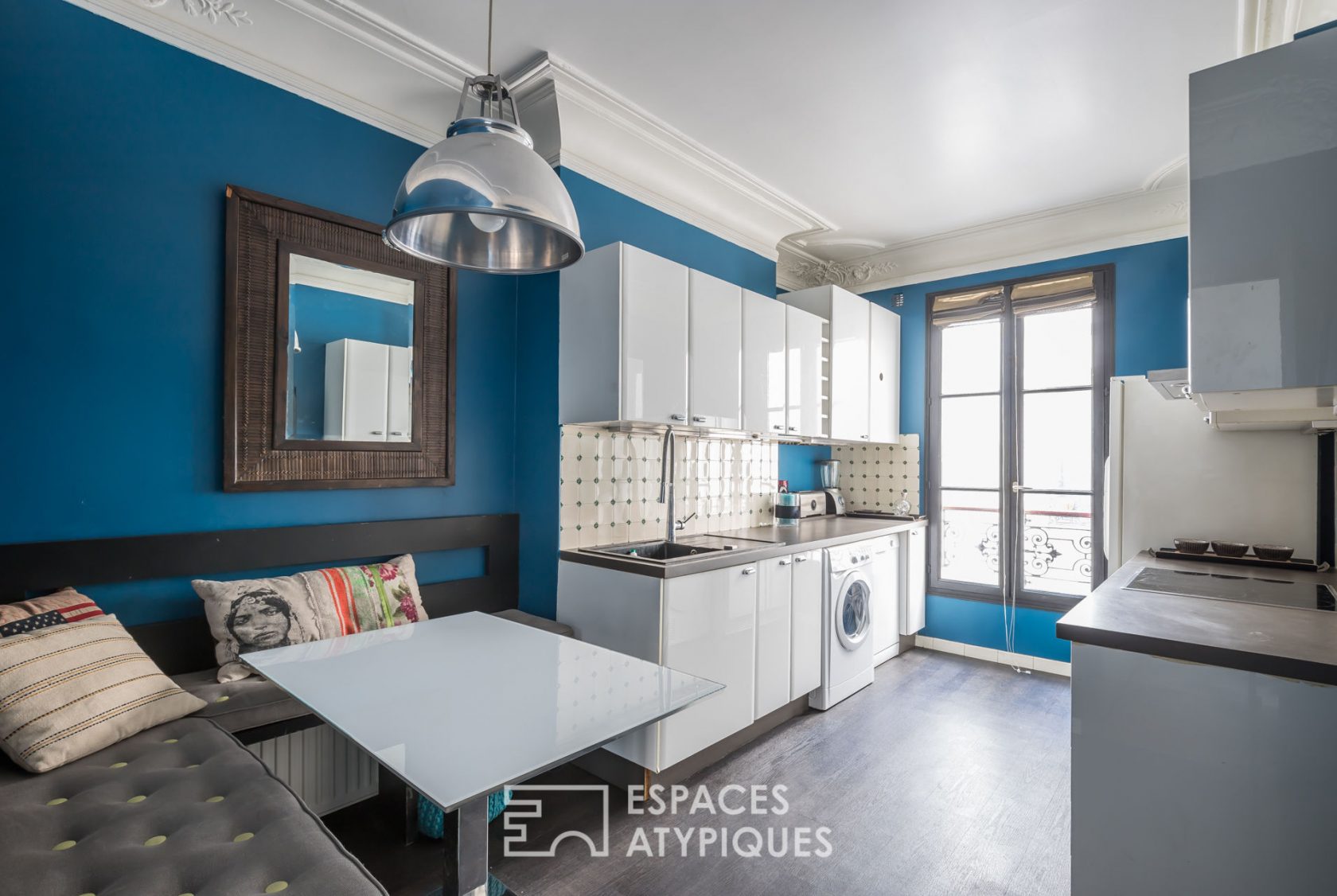 Appartement contemporain avec vue