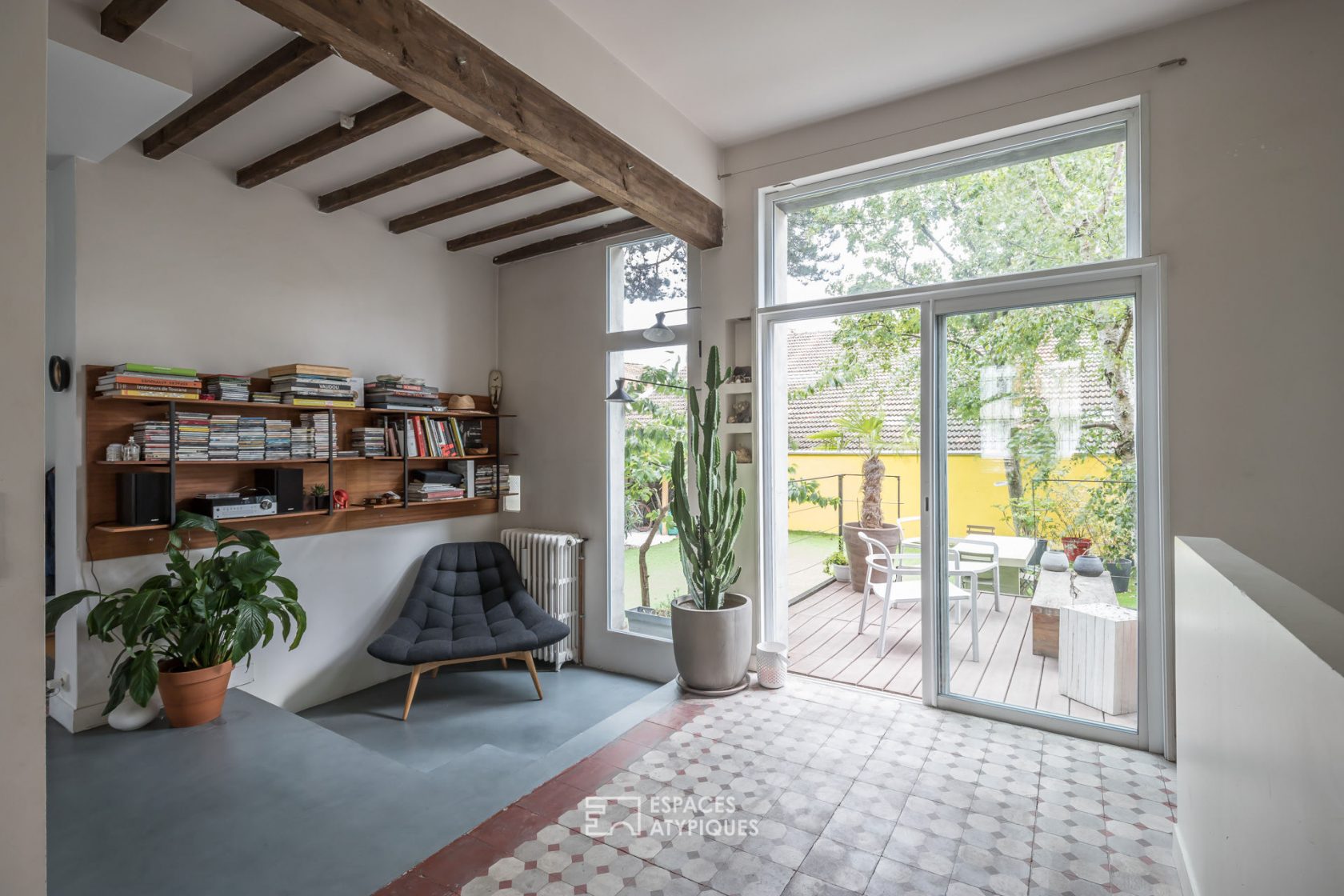1920s house with garden