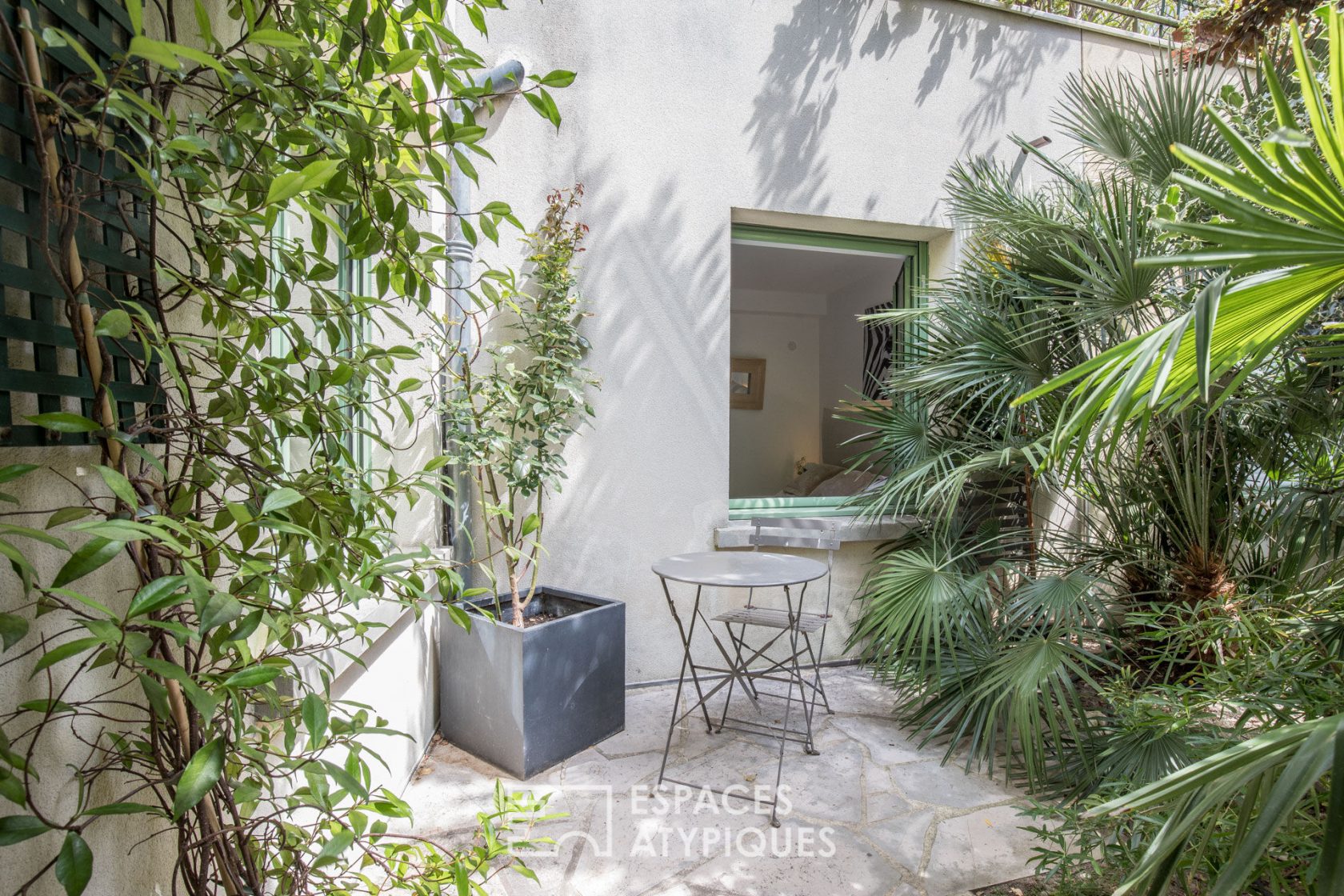 Contemporary house with terraces in a former factory