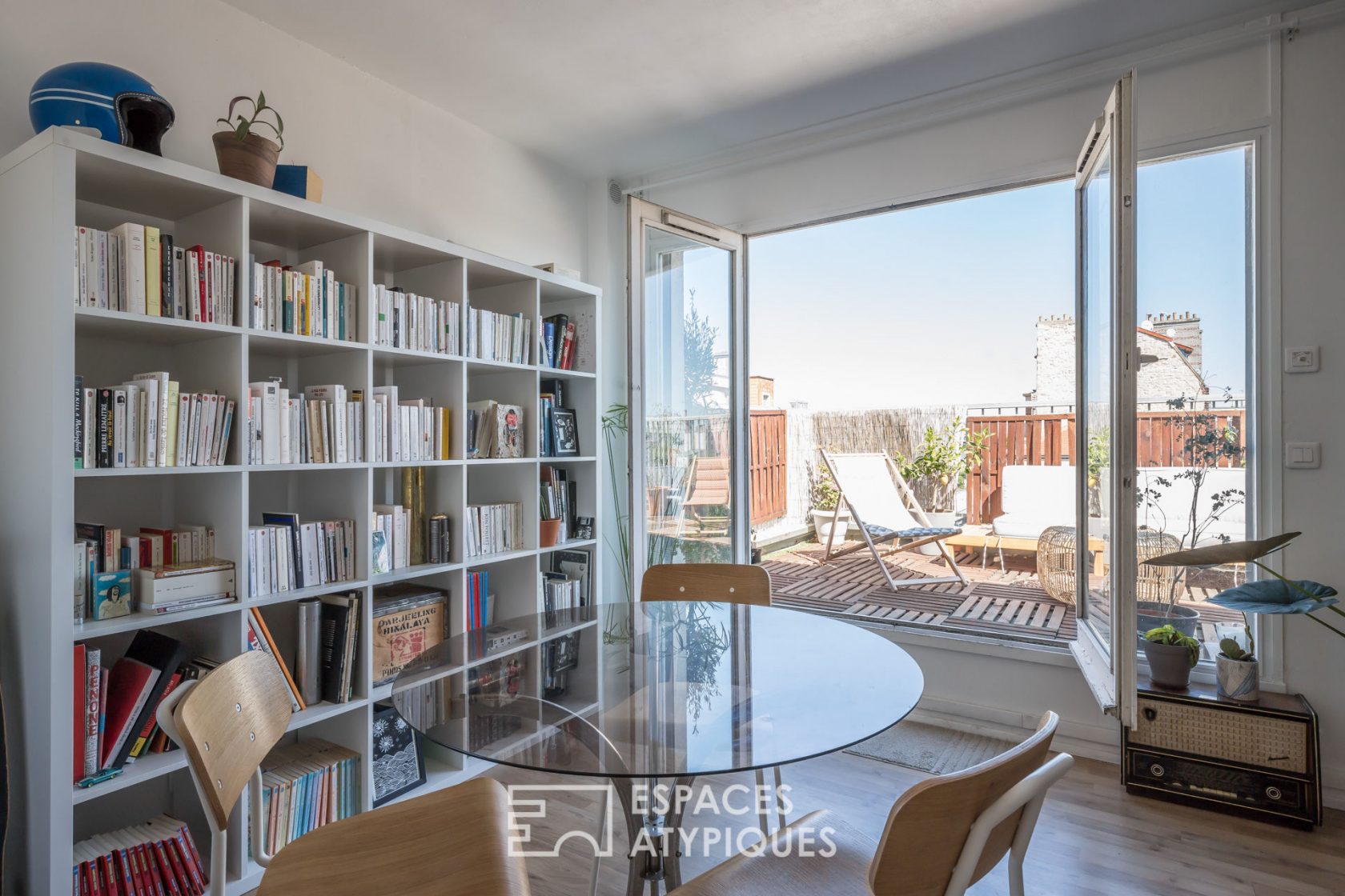 Contemporary top floor with terrace