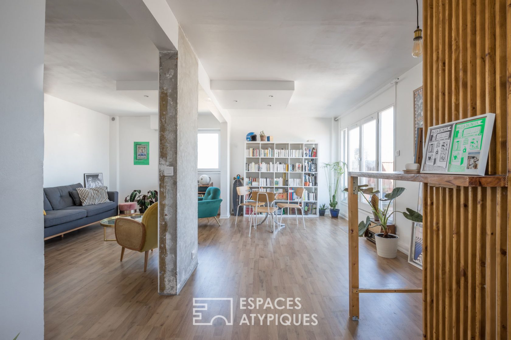 Contemporary top floor with terrace
