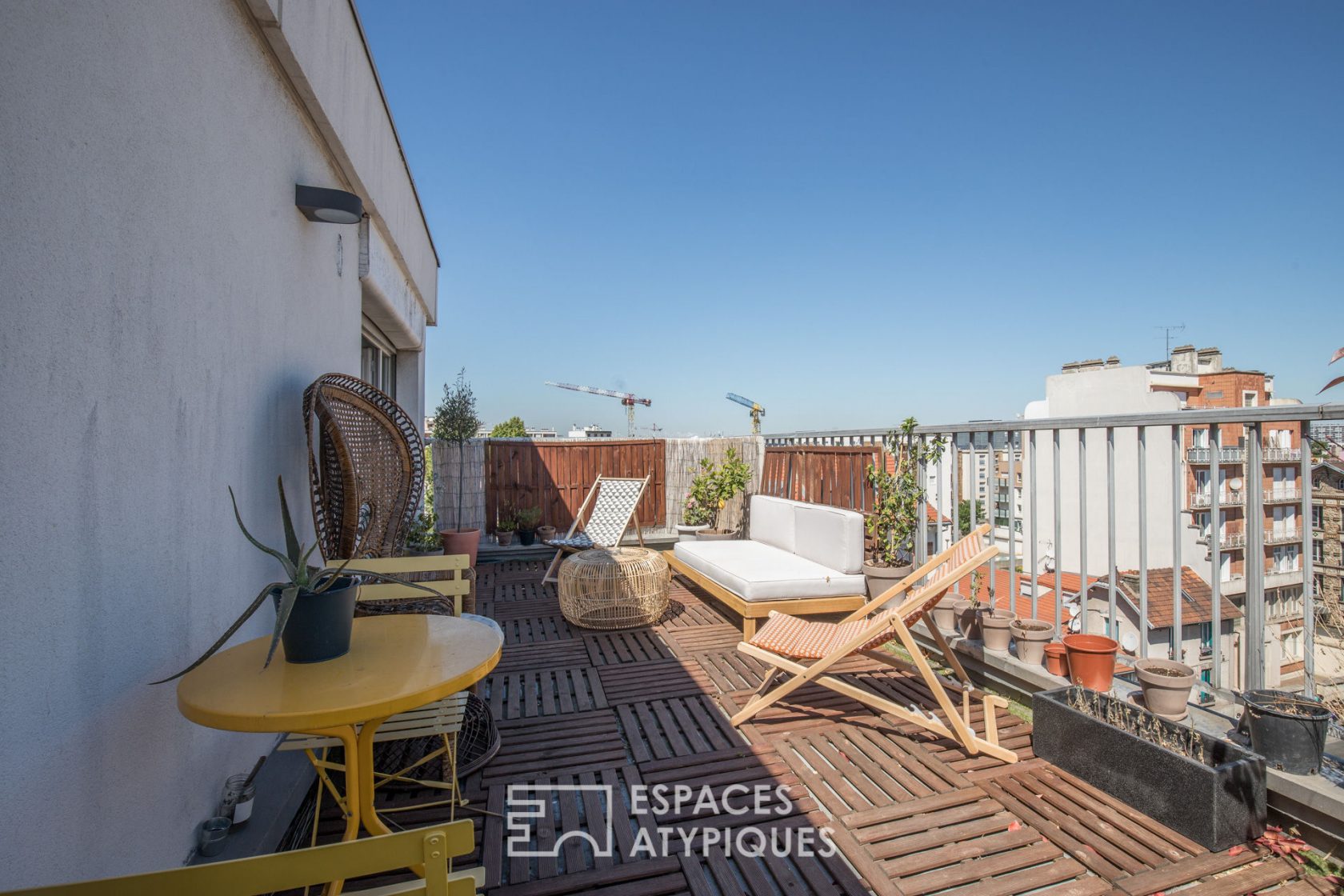 Contemporary top floor with terrace