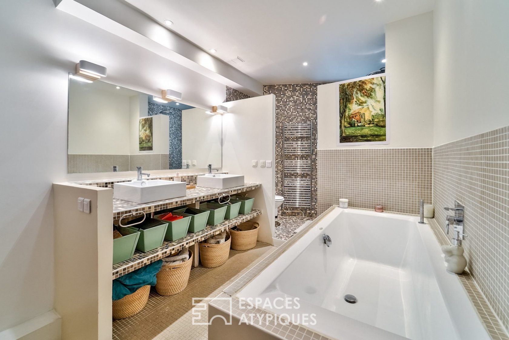Triplex contemporain