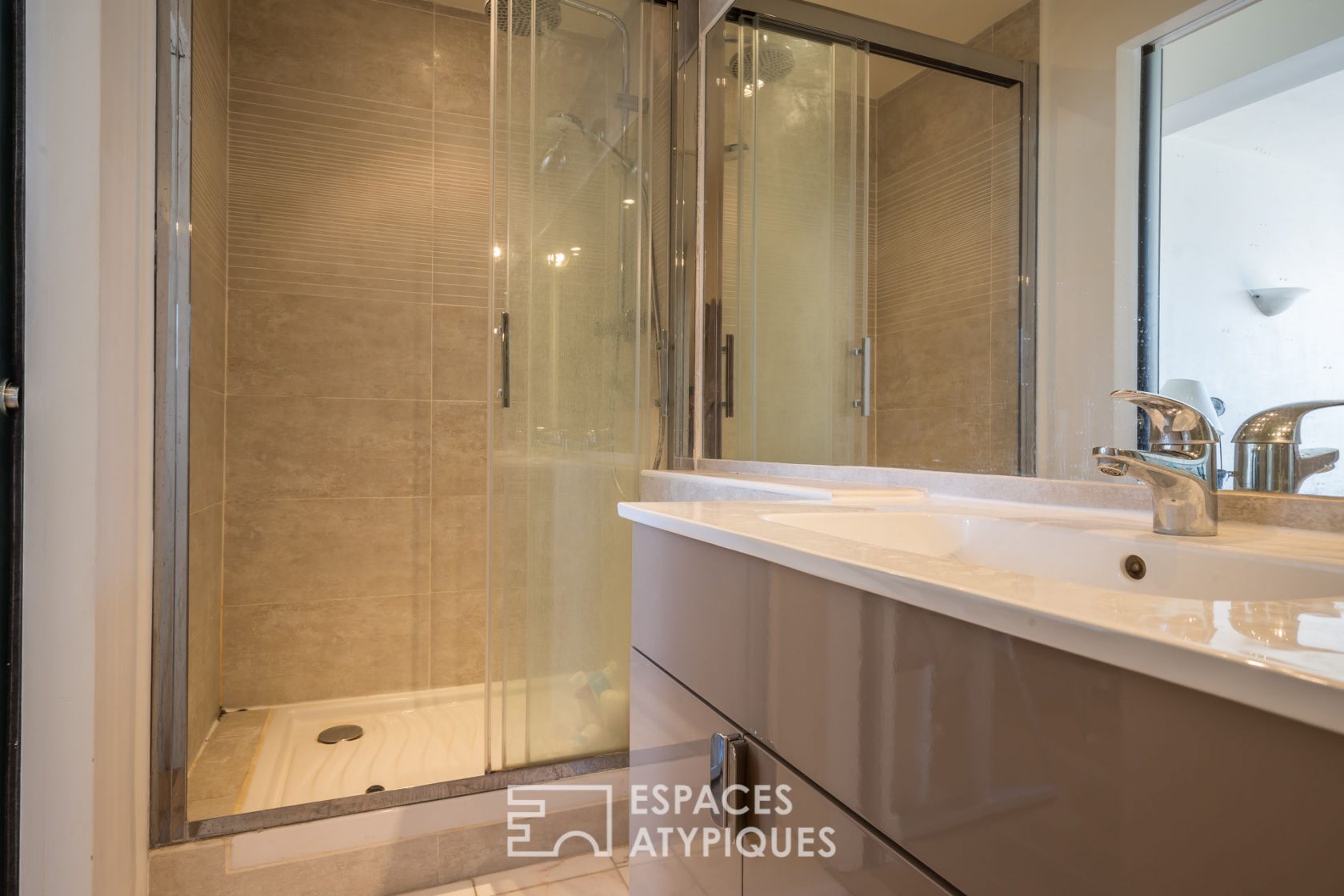 Top floor duplex with terrace and view