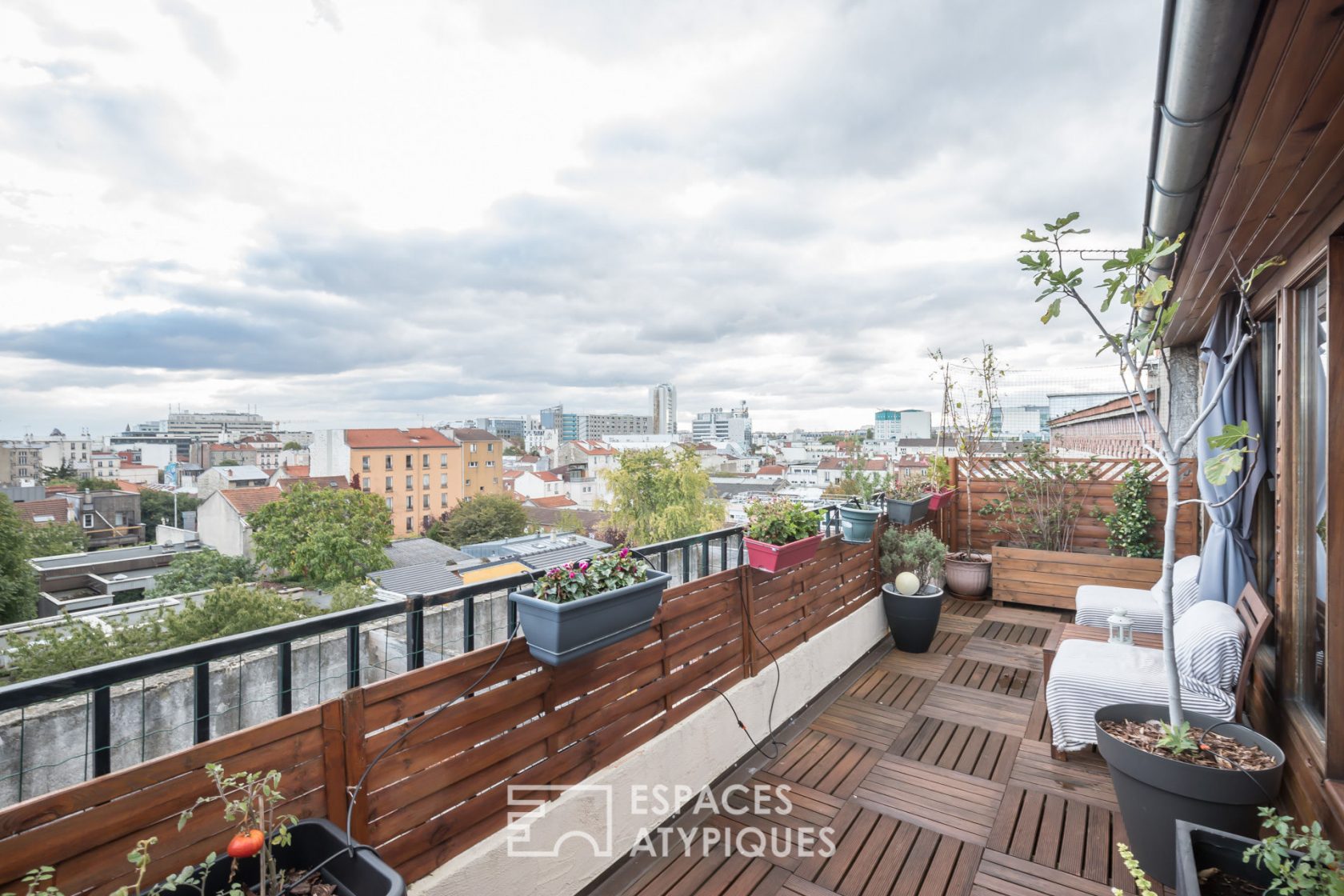 93170 BAGNOLET - Duplex en dernier étage avec terrasses - Réf. 2523EP