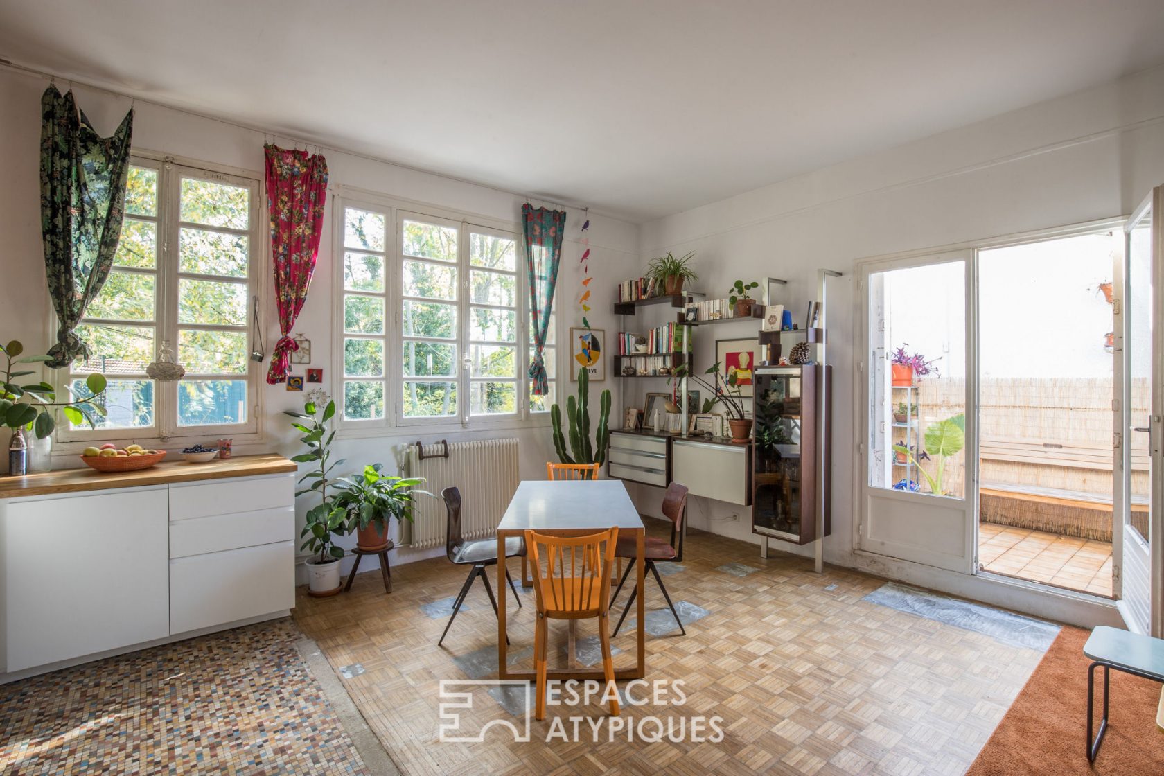 Bohemian apartment with terrace