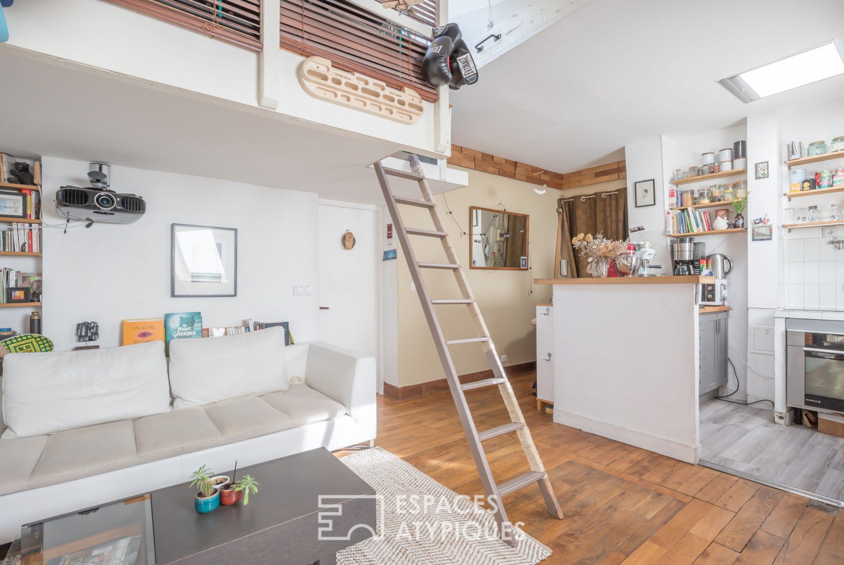 Top floor with view and mezzanine