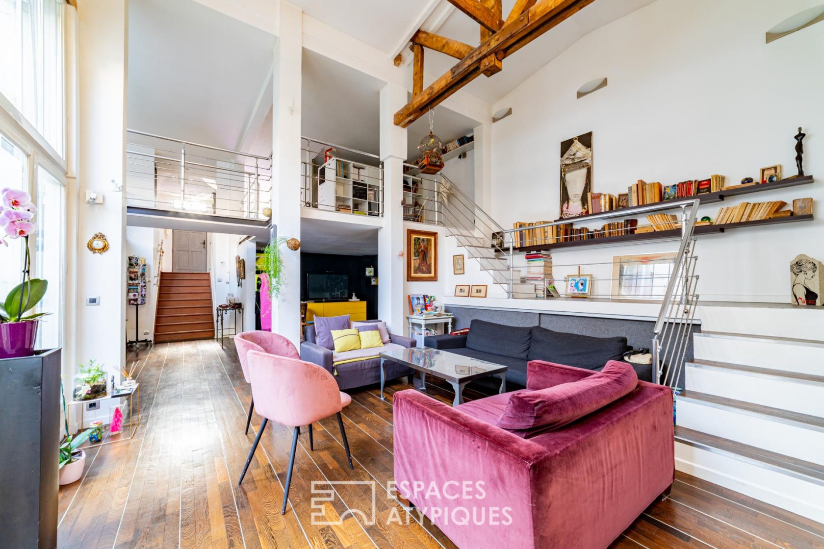 Loft with house-style patio