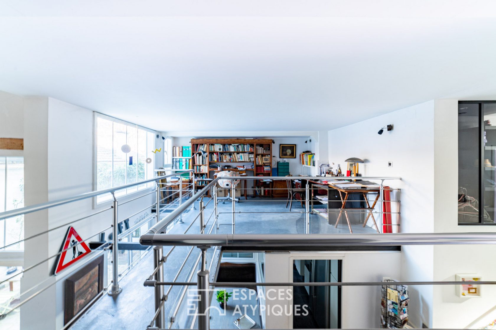 Loft with house-style patio