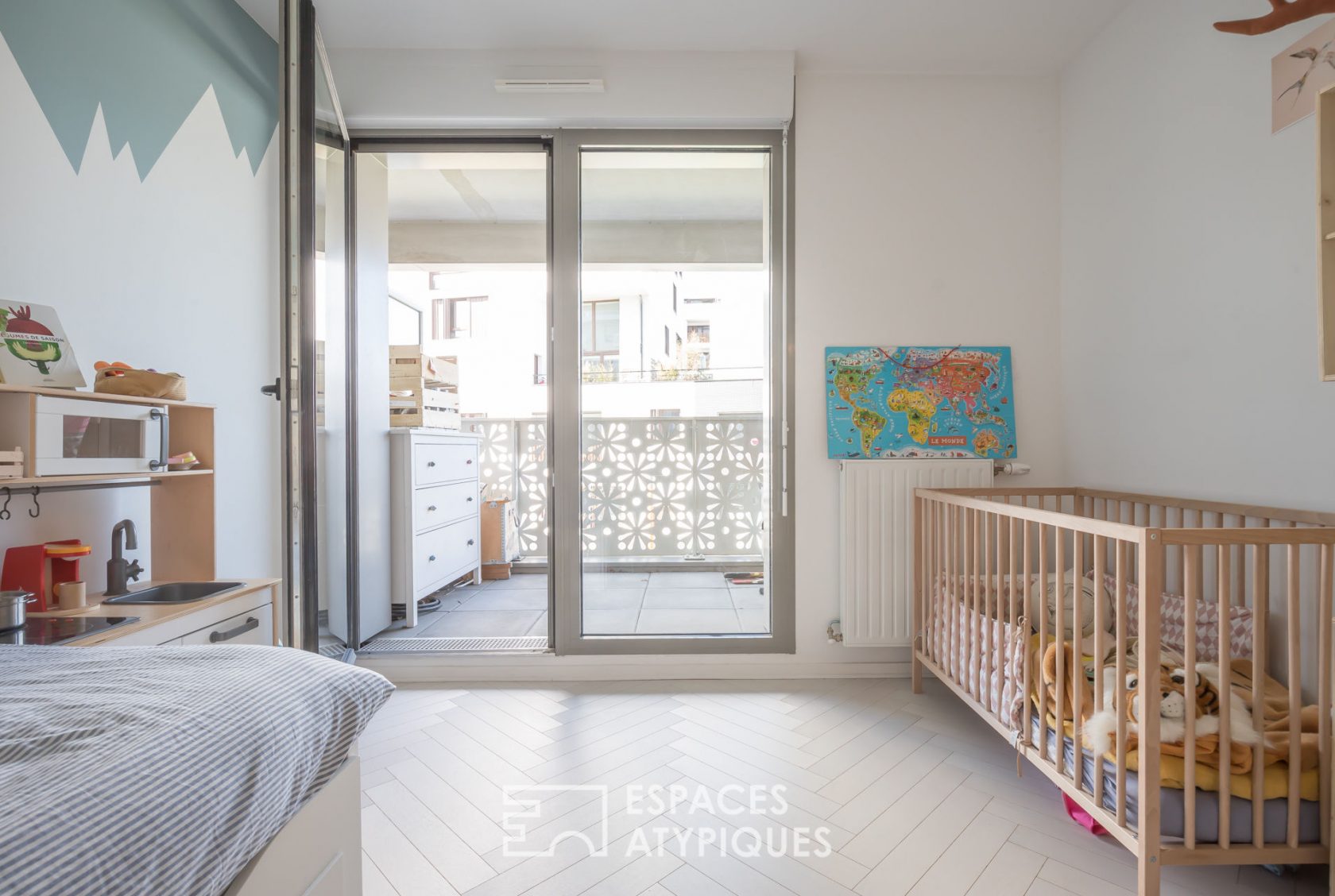 Apartment with terrace at Newport
