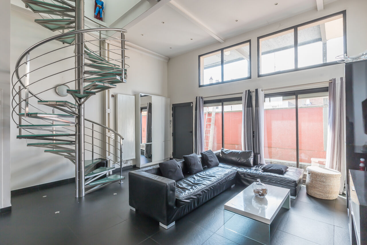 Duplex loft with terrace