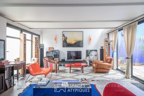 Industrial house loft with patio