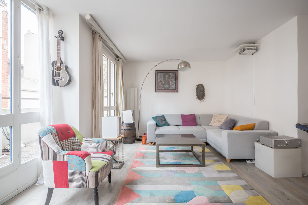 Duplex with terrace