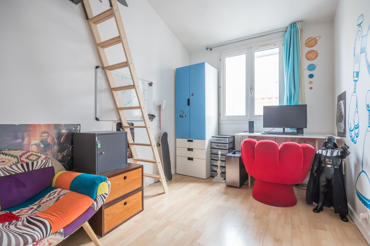 Duplex with terrace