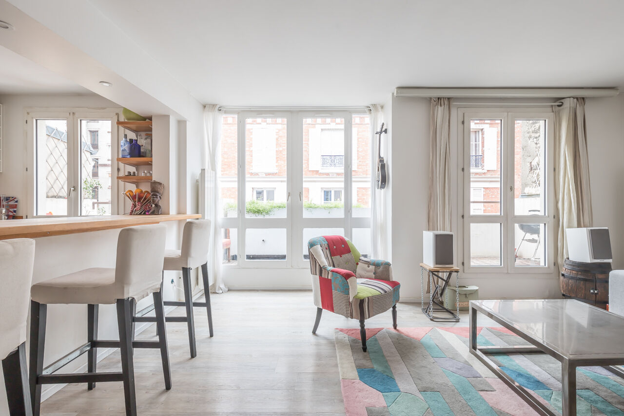 Duplex with terrace