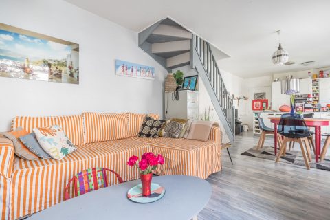Top floor duplex with balconies