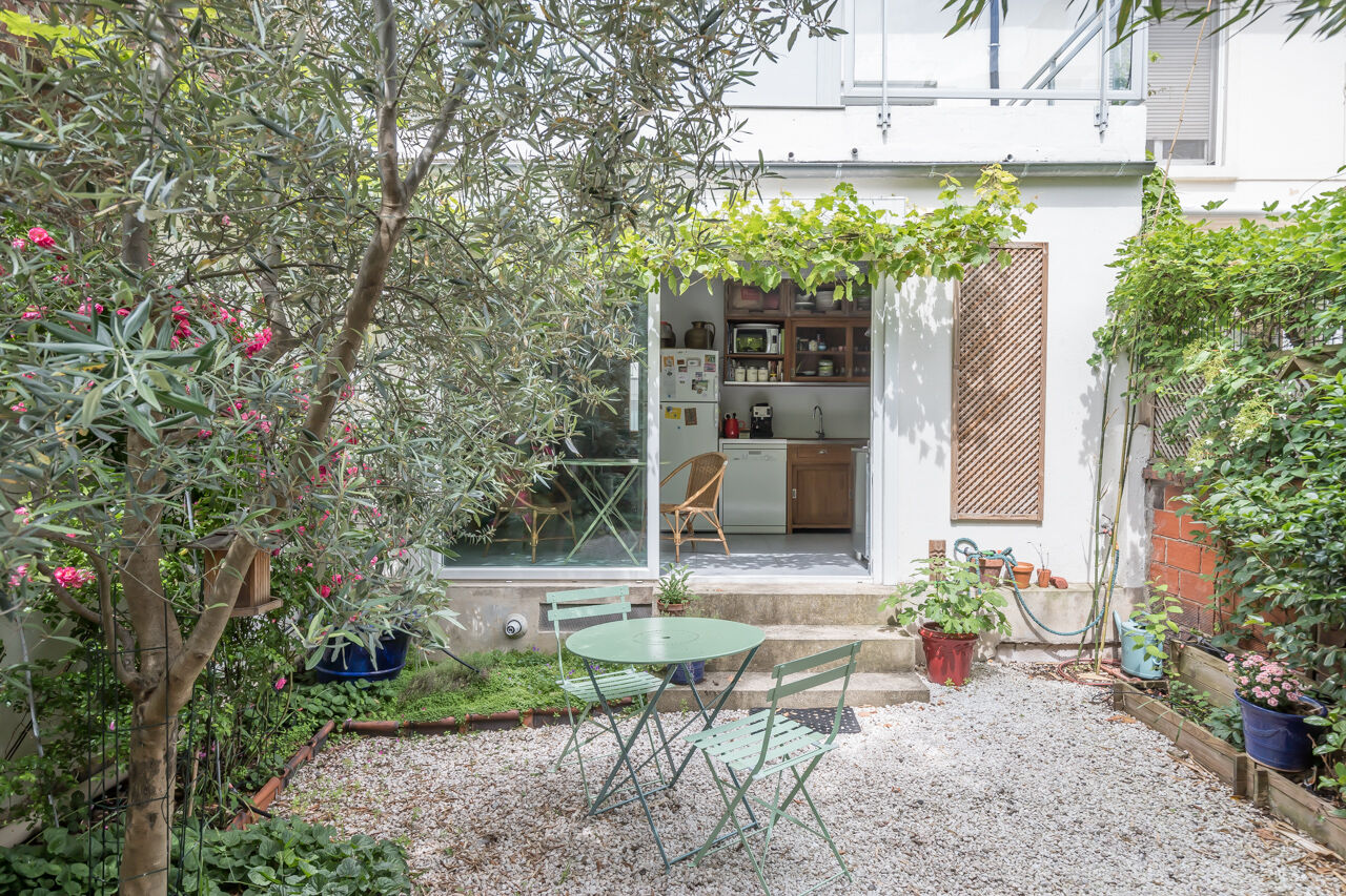 House with garden and veranda