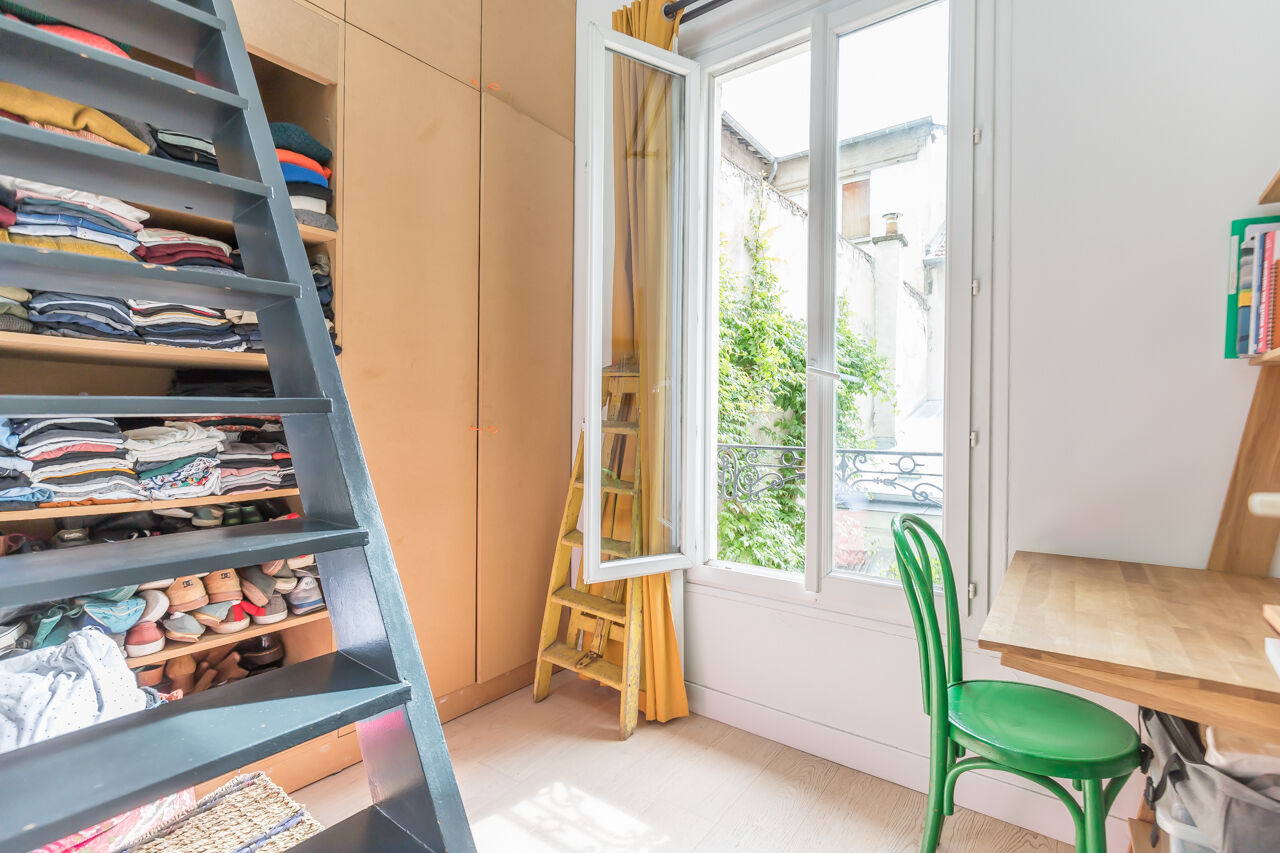 House redesigned by architect with courtyard