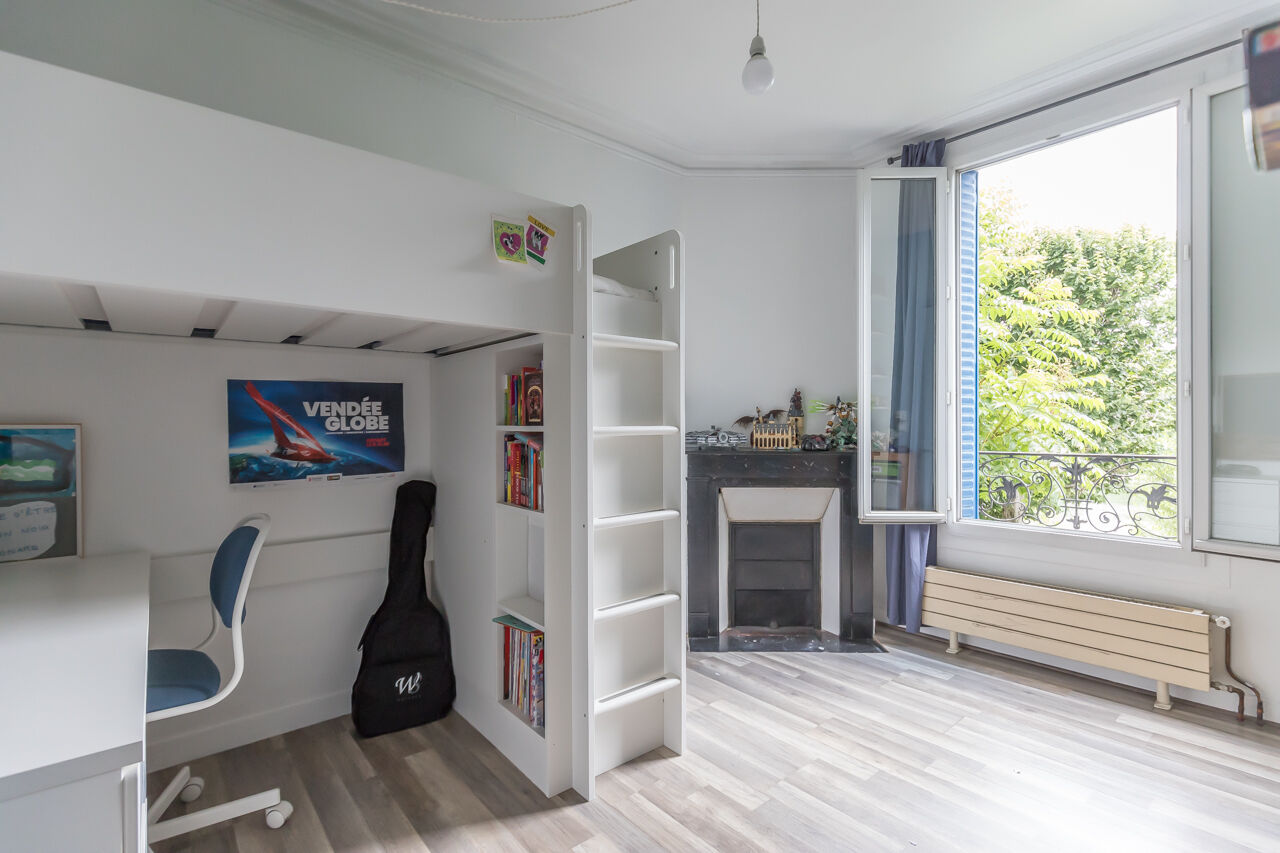 Charming triplex with view and garden