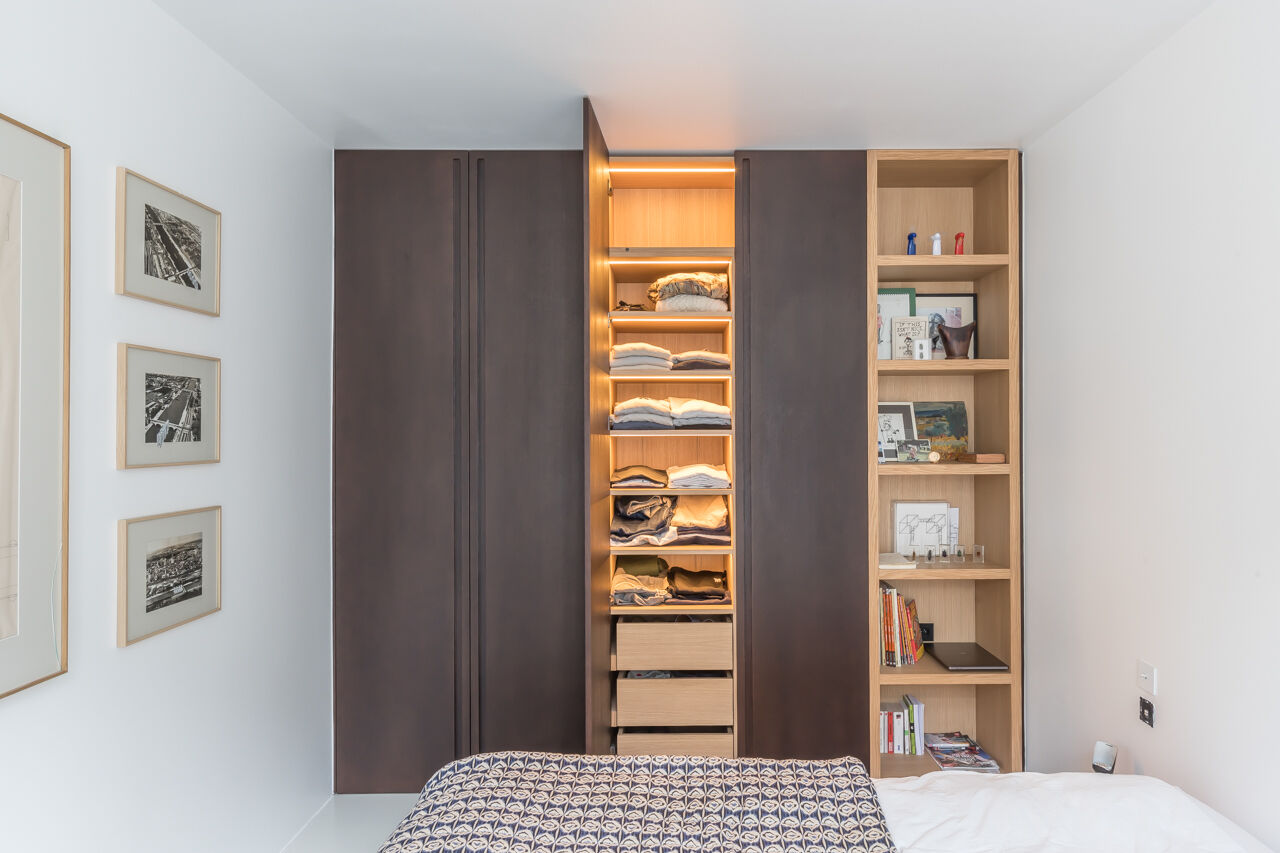 Architect apartment with balcony / terrace