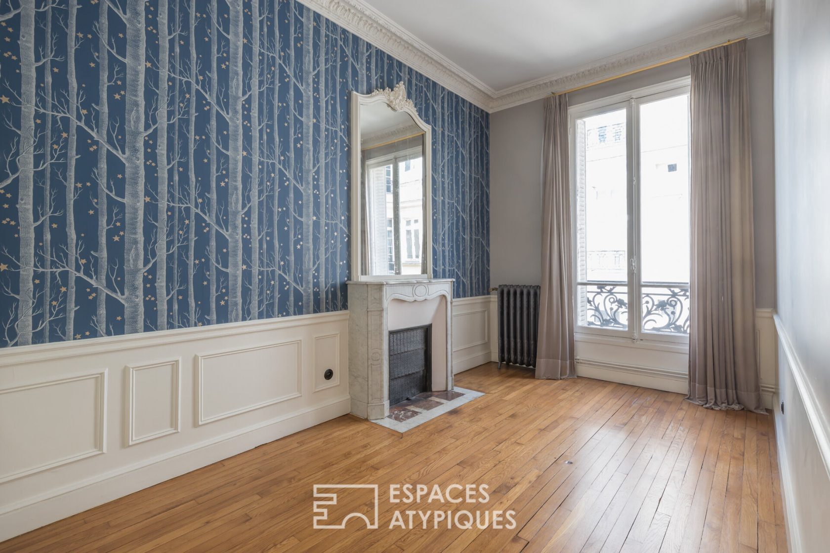 Appartement néo-classique dans le Marais