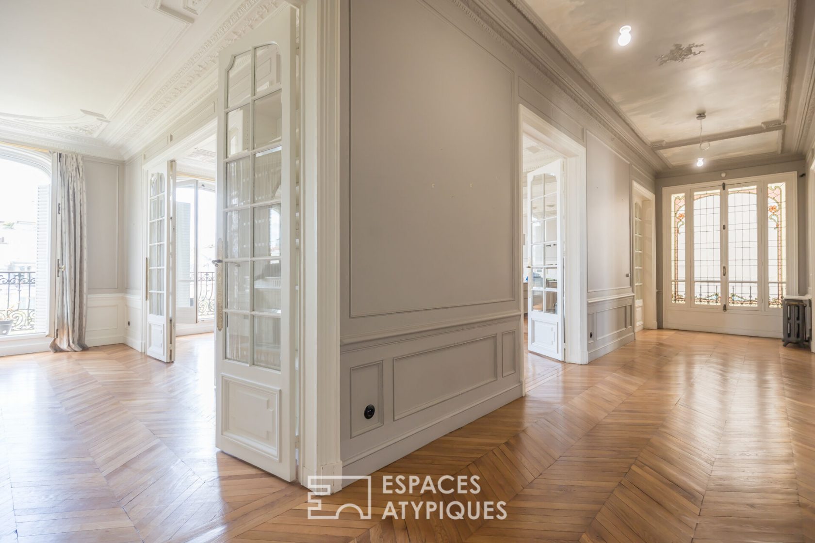 Appartement néo-classique dans le Marais