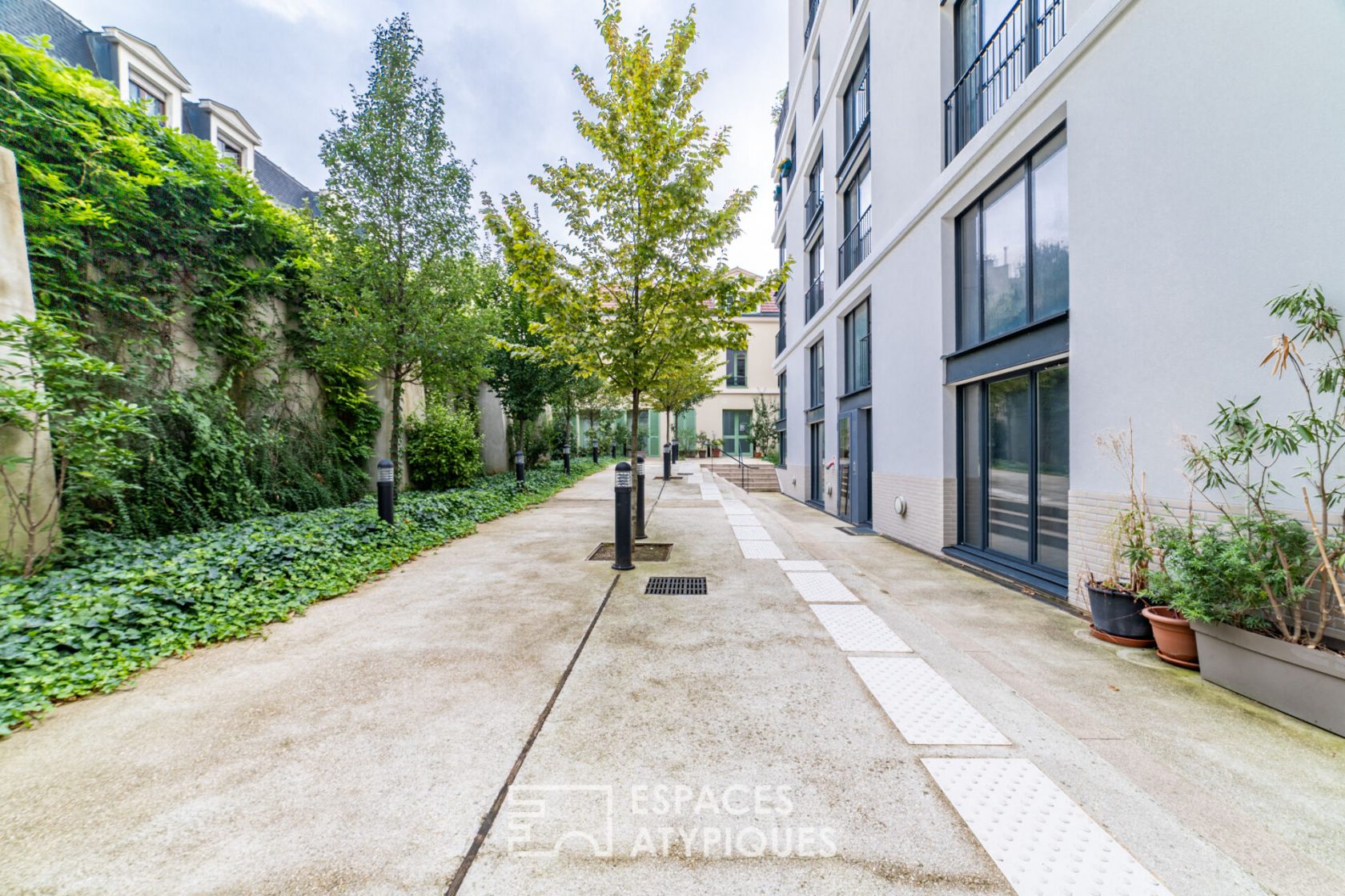 Duplex sur cour végétalisée