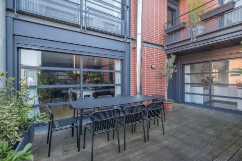 Duplex contemporain avec terrasse