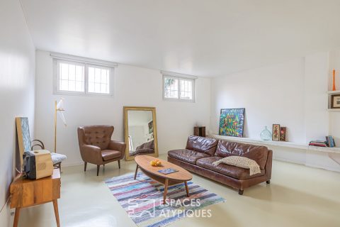 Loft between two courtyards