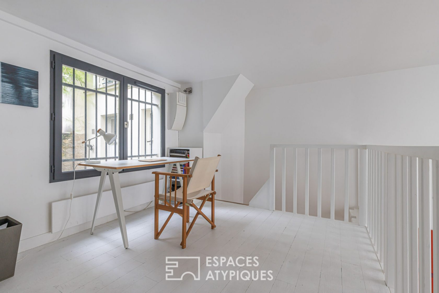 Mini-loft duplex in Montmartre