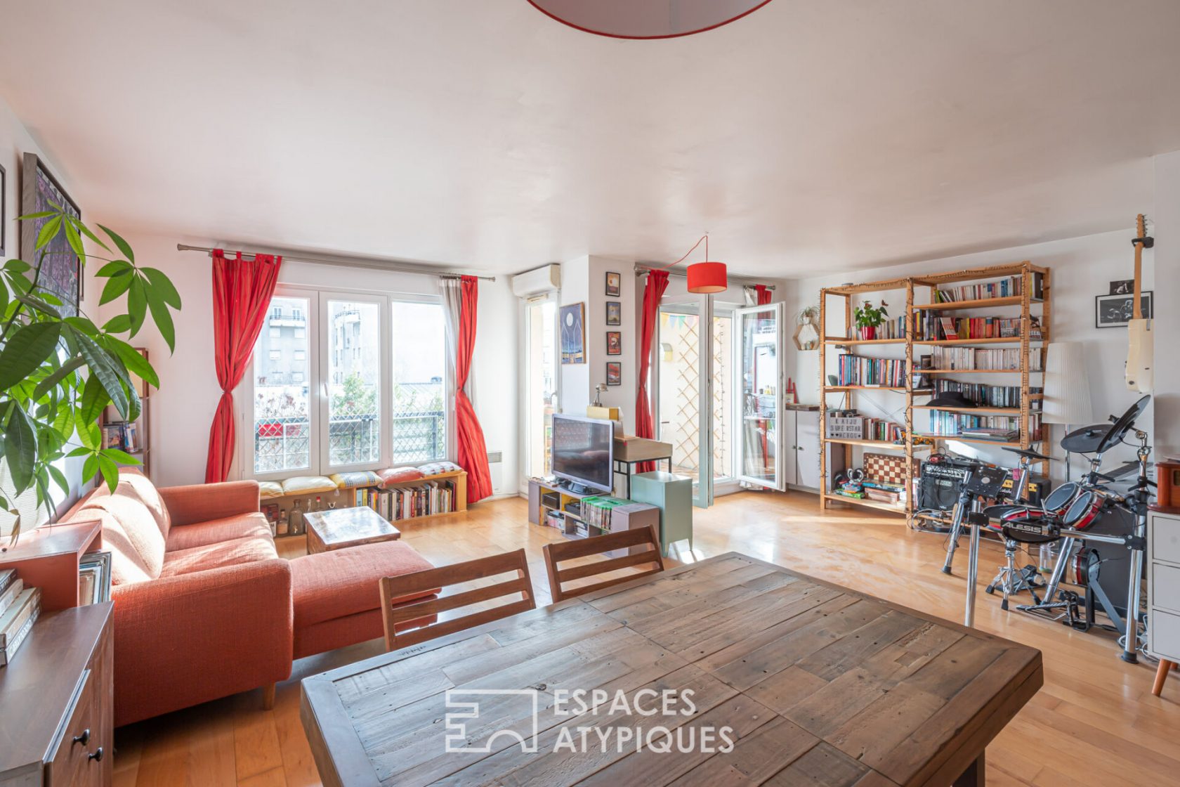 Apartment with terrace