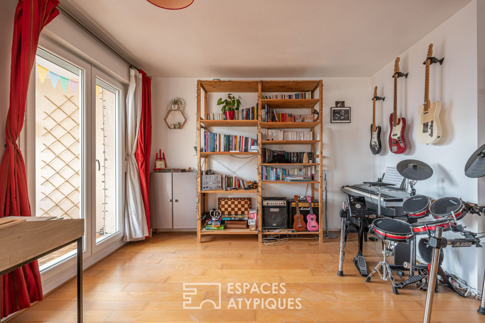 Apartment with terrace