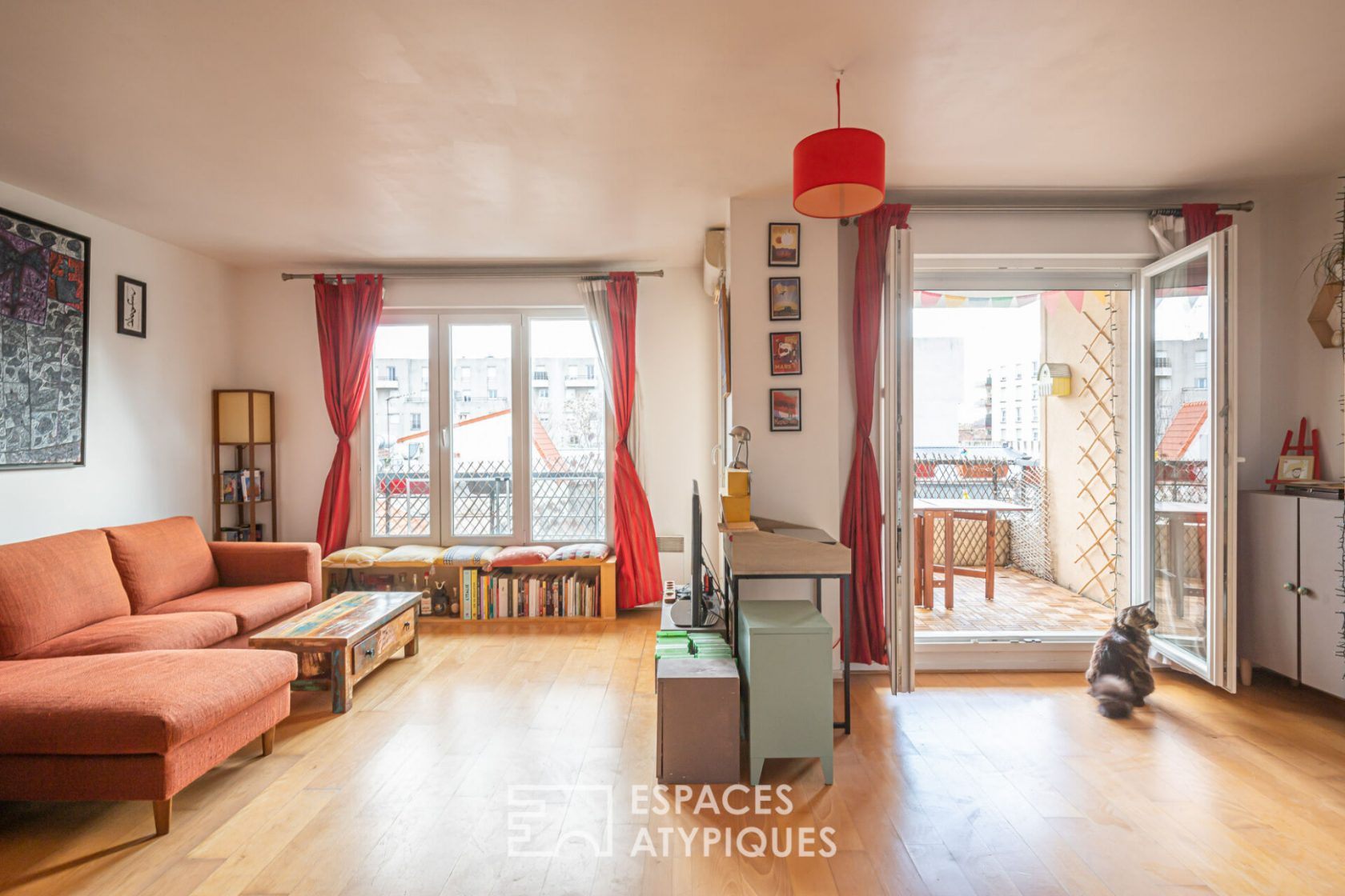Apartment with terrace