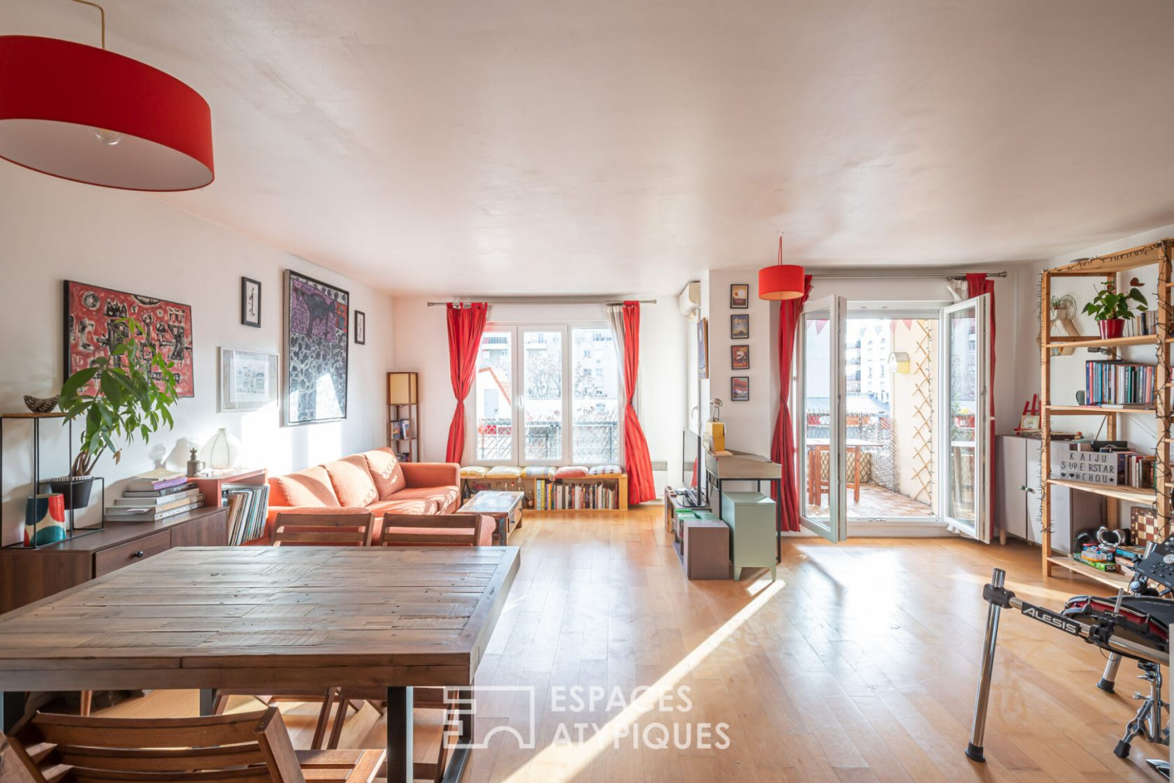Apartment with terrace
